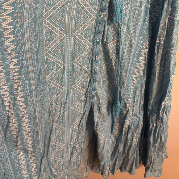 Blue Maxi Geometric Dress - Picture 4 of 7